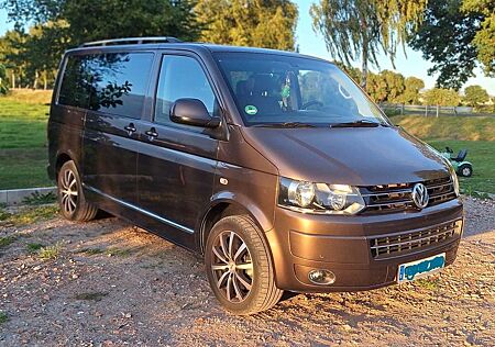 VW T5 Multivan Volkswagen Multivan Highline