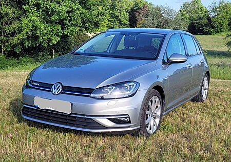 VW Golf Volkswagen 1.5 TSI BlueMotion DSG Highline