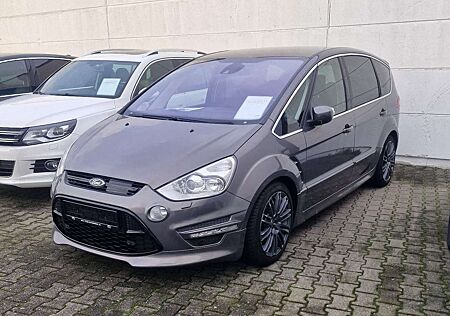 Ford S-Max Titanium S (