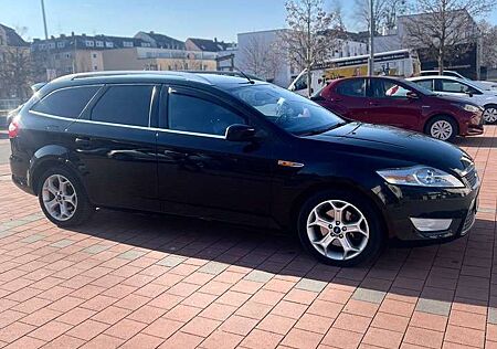 Ford Mondeo 3.0 Turnier V6 ST 220