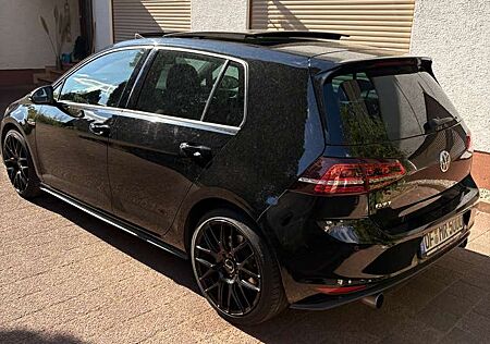 VW Golf GTI Volkswagen VII BMT, Scheckhef gepf. 2. Hand TÜV Neu