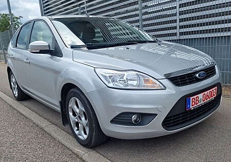 Ford Focus /GARANTIE/TÜV 09.26/KLIMA/AHK/TEMP.