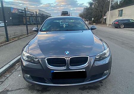 BMW 320i 320
