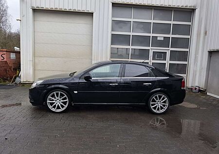 Opel Vectra C GTS. Cosmo Plus