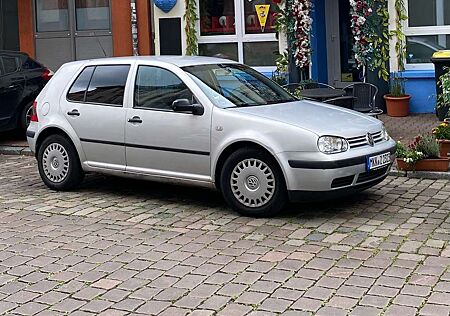 VW Golf Volkswagen 1.6 Comfortline