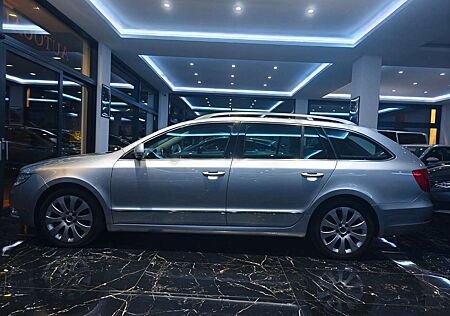 Skoda Superb Combi Elegance 4x4 NAVI PANORAMA