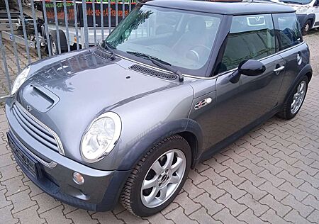 Mini Cooper S HU & AU 11-2025!