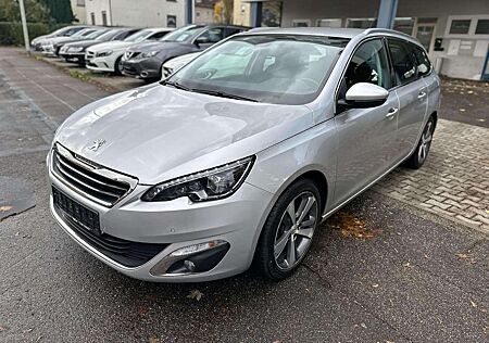 Peugeot 308 Allure 1.2e THP PureTech Automatik LED Navig