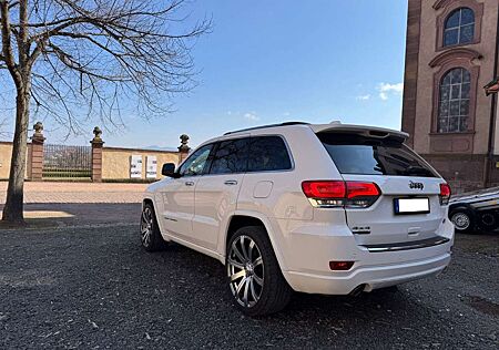 Jeep Grand Cherokee Overland 3.0 V6 M.-Jet 22 Zoll