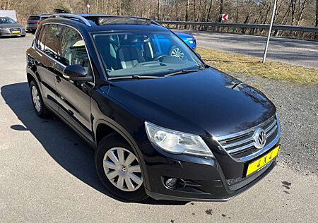 VW Tiguan Volkswagen Sport & Style 4Motion *PANO*NAVI*170PS*