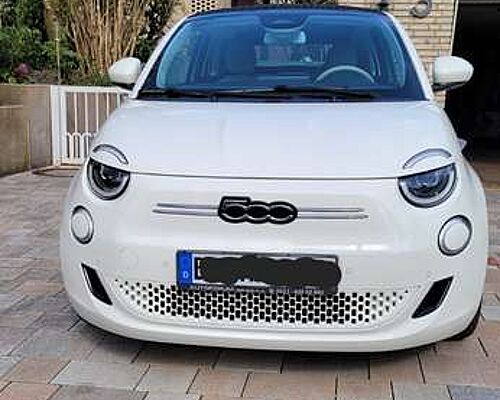 Fiat 500e Fiat 500 Elektro La Prima  Cabrio