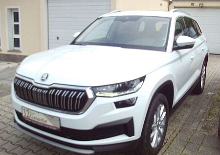 Skoda Kodiaq Style 4x4 TEILLEDER,AHK,KAMERA,PDC,