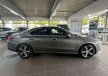 Mercedes-Benz CLA 180 Coupe Progressive AMB+AHK+DIS+LED+SH+BUR