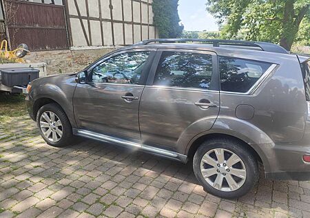 Mitsubishi Outlander 2.2 DI-D ClearTec 2WD 35 Jahre