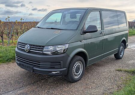 VW T6 Kombi Volkswagen Kombi 4Motion Sperre 8 Sitze Bundeswehr