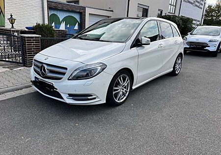 Mercedes-Benz B 180 (246.242)