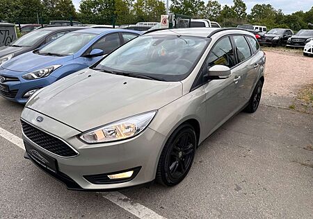 Ford Focus Turnier Motor Neu/TÜV und Service NEU