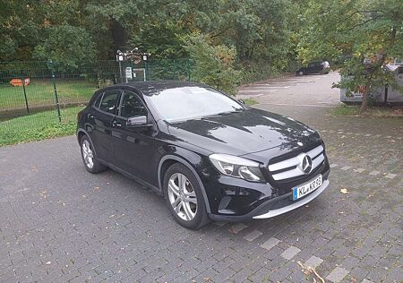 Mercedes-Benz GLA 200 (CDI) d Style