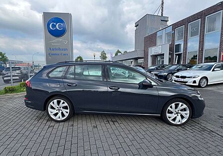 VW Golf Volkswagen VIII Var.2.0 TDI Life AHK+4xSTHZ+KAM+ACC