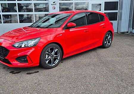 Ford Focus Lim. ST-Line