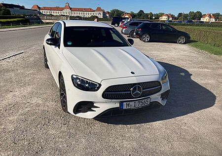 Mercedes-Benz E 220 d 9G-TRONIC AMG Line