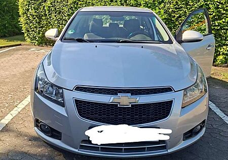 Chevrolet Cruze 1.6 LS