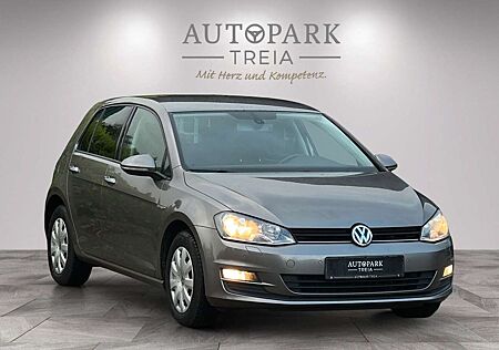 VW Golf Volkswagen VII Lim. Cup BMT(NAVI-BT-SHZ-Park Ass.-TÜV)