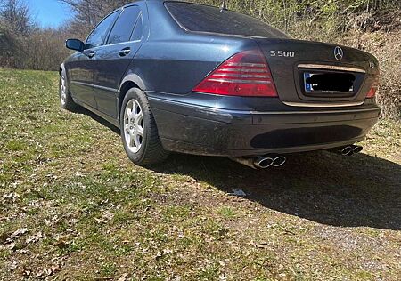 Mercedes-Benz S 500