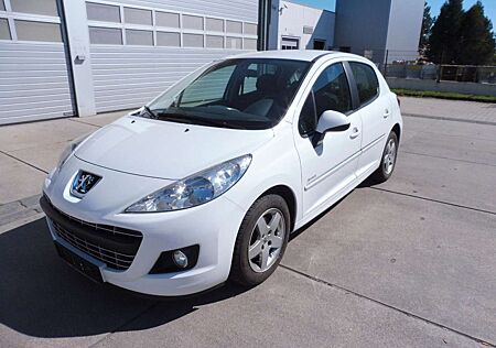Peugeot 207 Forever 95 VTi 4-türig Euro 5