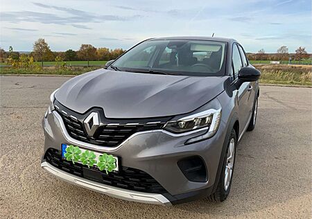 Renault Captur TCe 100 EXPERIENCE