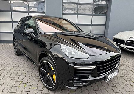 Porsche Cayenne Turbo S