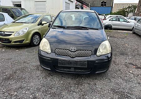 Toyota Yaris 1.0 Sol