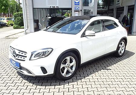 Mercedes-Benz GLA 220 d 7G-DCT Urban 360G Kamera SHZ Navi PDC vo+hin Alu