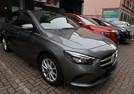 Mercedes-Benz B 220 4Matic/Panorama/Leder/ 360° Kamera/LED