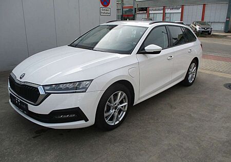 Skoda Octavia Combi Ambition iV