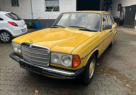 Mercedes-Benz C 200 W 123 200 D