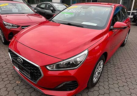 Hyundai i30 cw Select 1.0 AHK KAMERA 8-FACH-BEREIFT