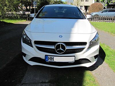 Mercedes-Benz CLA 200 CLA 200 7G-DCT Einparkhilfe mit selbstlenkendem System, Notbremsassistent, Navi, Rückfahrkamera