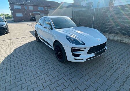 Porsche Macan GTS