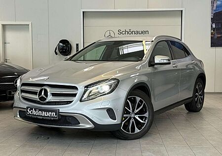 Mercedes-Benz GLA 200 AUTOMATIK+18"AHK+BIXENON+THERMATIC+PTS