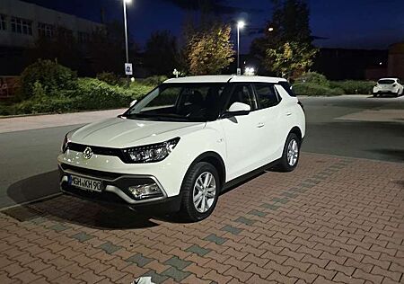 SsangYong XLV e-XGi 160 2WD Clever Edition