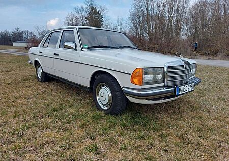 Mercedes-Benz 280 E W123