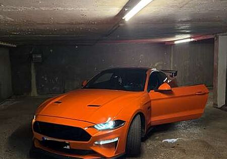 Ford Mustang Fastback 5.0 Ti-VCT V8 GT mit Garantie 01/2027
