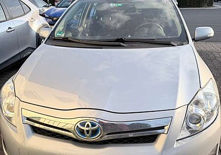 Toyota Auris 1.8 Hybrid