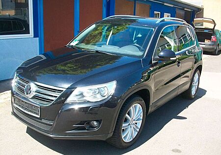 VW Tiguan Volkswagen 2.0 TDI 4Motion*DSG*Klima*Navi*R-Cam*AHK*