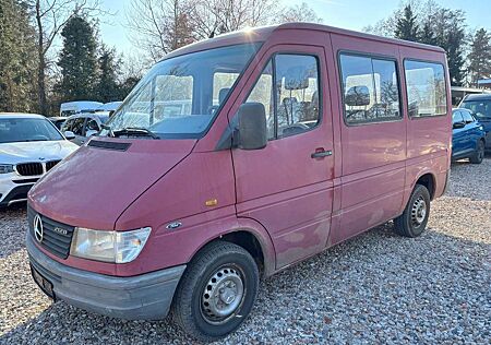 Mercedes-Benz Sprinter 212 D Klima Sitzh. AHK 8-Sitzer