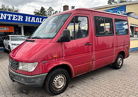 Mercedes-Benz Sprinter 212 D Klima Sitzh. AHK 8-Sitzer