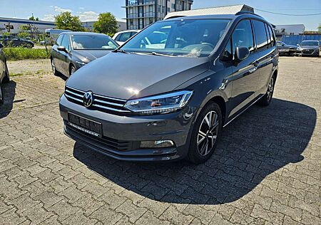 VW Touran Volkswagen 7 Sitze/Start-Stopp Navi, Kamera, PDC, AHK