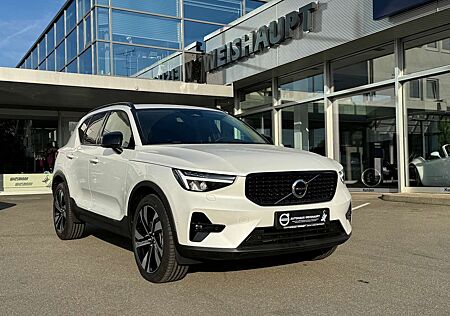 Volvo XC 40 XC40 B4*Plus Dark*NP 59260*Leder*AHK*Stdhzg*360