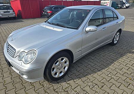Mercedes-Benz C 180 Kompressor (203.046)